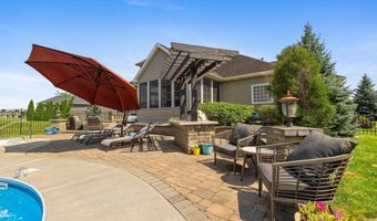 1205 N Dewey, Auburn, IN 46706