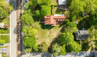 802 S Center St, Ashland, VA 23005
