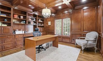 315 Glengarry Dr, Aurora, OH 44202