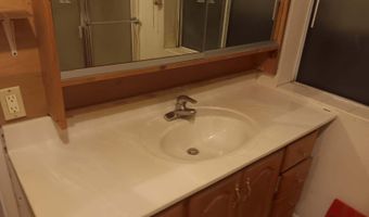 10001 W Frontage Rd 64, South Gate, CA 90280