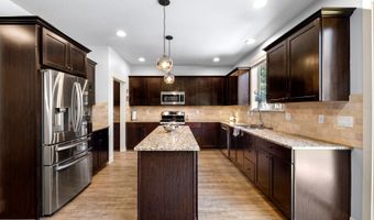 12555 SW MOORHEN Way, Beaverton, OR 97007