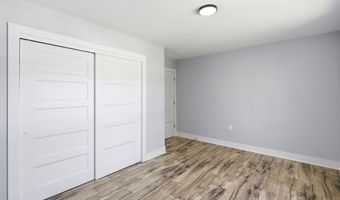 295 Coolidge Ave, Bayville, NJ 08721