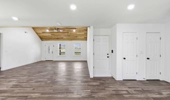 117 Creekside Dr, Albertville, AL 35950
