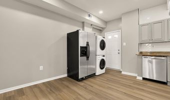 1033 5TH St NE A, Washington, DC 20002