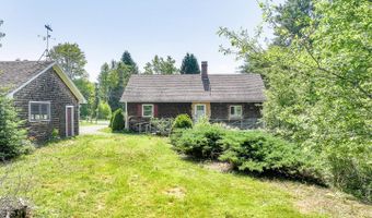 221 Lincolnville Ave, Belfast, ME 04915