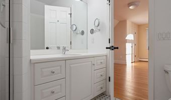 38 Miss Fry Dr, East Greenwich, RI 02818