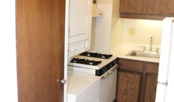 1624 Dole St 504, Honolulu, HI 96822