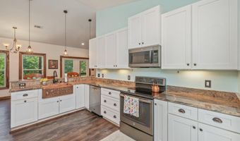 1827 Waterway Dr, Baker, FL 32531