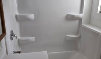 1105 13th St, Auburn, NE 68305