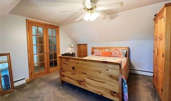 29 Stony Acre Dr, Cranston, RI 02920