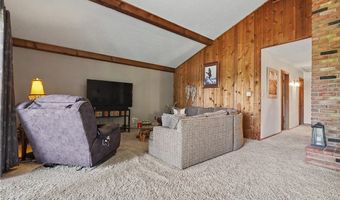 2216 N Medina Line Rd, Akron, OH 44333
