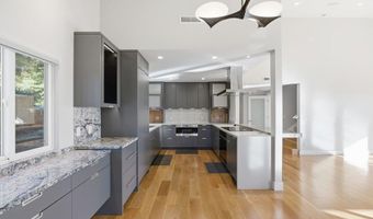 132 Pax Place Ct, Aptos, CA 95003