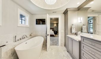 315 W Park St, Arlington Heights, IL 60005