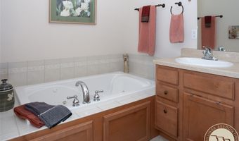 2314 Bonnevue Sq 22, Billings, MT 59102