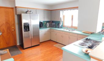 251 Habant Dr, Amherst, OH 44001