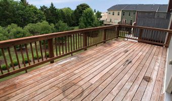 2122 Whitesmith Dr, Apex, NC 27502
