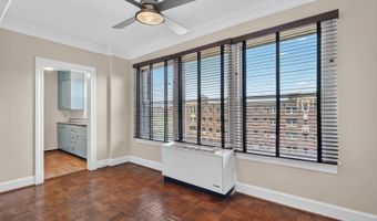 4000 CATHEDRAL Ave NW 842B, Washington, DC 20016