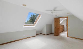 15 Polygraphic Ln, Bennington, VT 05257
