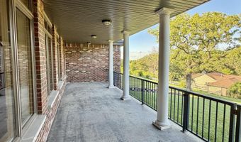2702 Country Oaks Dr, Atlantic, IA 50022