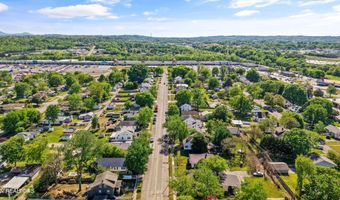 266 W Lincoln Rd, Alcoa, TN 37701