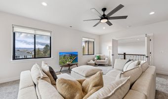 912 Holstein Ct, Gardnerville, NV 89460