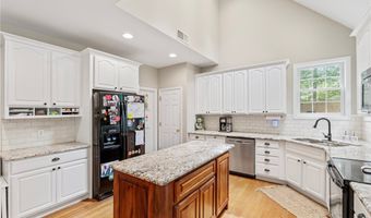 103 Crepe Myrtle Ln, Anderson, SC 29625