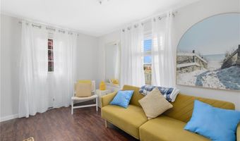 66 Knowlesway Unit Upper Unit Upper Unit, Narragansett, RI 02882