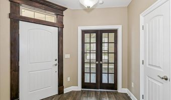 4872 N Prestwick Ave, Bel Aire, KS 67226