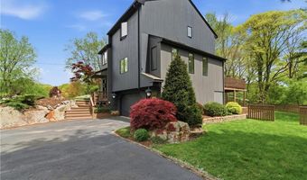 5 Aurora Dr, Cumberland, RI 02864