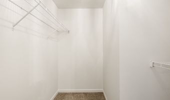 8740 Royal Meadow Dr, Indianapolis, IN 46217