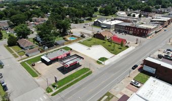 140 E 10th St, Baxter Springs, KS 66713