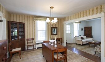 532 Spring St, Alderson, WV 24910