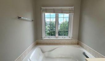 24721 CLOCK TOWER Sq, Aldie, VA 20105