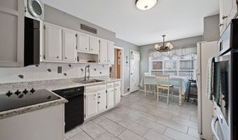 28 OBRIEN Ct, Bayonne, NJ 07002