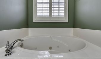 204 Holmar Dr, Brandon, MS 39047