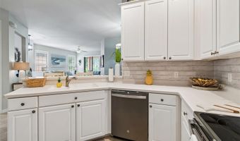 161 SHELL FALLS Dr, Apollo Beach, FL 33572