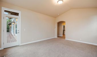 3269 NW Fairway Heights Dr, Bend, OR 97703