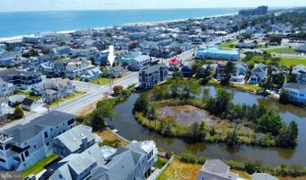 30 N PENNSYLVANIA Ave, Bethany Beach, DE 19930