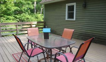 49 Hampshire Cir, Brattleboro, VT 05301