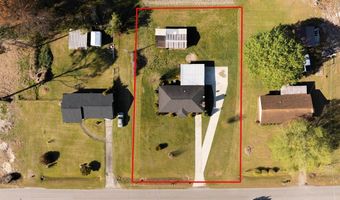 617 NORTHWOOD Dr, Baxley, GA 31513