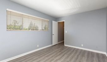 4800 Williamsburg Ln 216, La Mesa, CA 91942