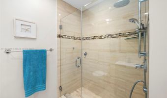 3754 NE 209th Ter, Aventura, FL 33180