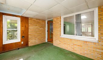 6272 Earhart Rd, Ann Arbor, MI 48105