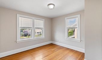 626 E Wilbeth Rd, Akron, OH 44306