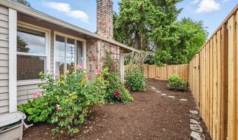 15765 SW VILLAGE Cir, Beaverton, OR 97007