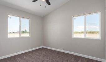 7525 W Lake Erie Dr, Casa Grande, AZ 85194