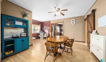500 W Spruce St, Beresford, SD 57004