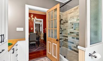 134 Keller St, Bay St. Louis, MS 39520