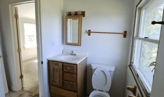 330 Narrow Shore Rd, Aydlett, NC 27916