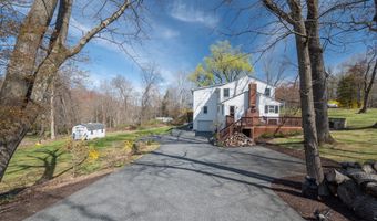 2 Greenview Rd, Brookfield, CT 06804